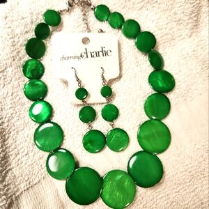 Green necklace and earrings